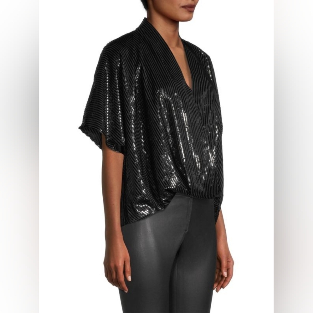 🆕️ Trina Turk Black Dressy Shimmer Concourse Women's Top Size XS/S - Picture 3 of 13